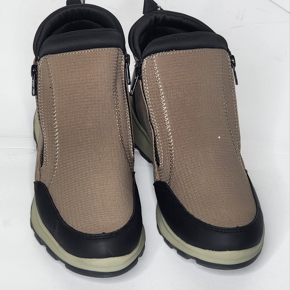 Cougar Women's Walnut River Nylon Waterproof Sneakers - Picture 5 of 5